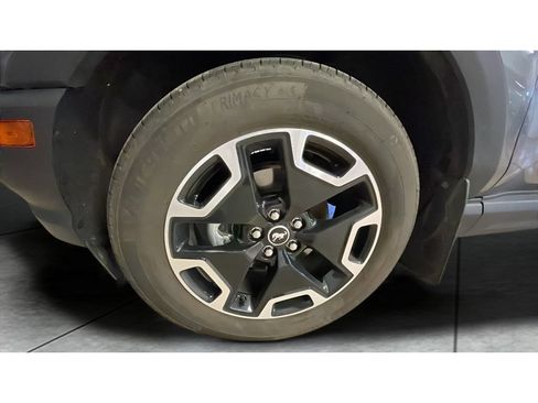 Used 2023 Ford Bronco Sport Outer Banks w/ Tech Package AWD/4WD image 19