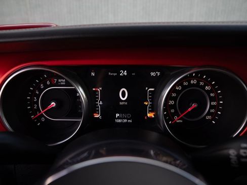 Used 2018 Jeep Wrangler Unlimited Rubicon AWD/4WD image 28