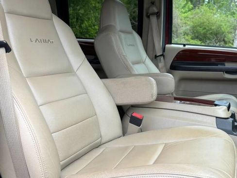 Used 2006 Ford F350 Lariat image 29