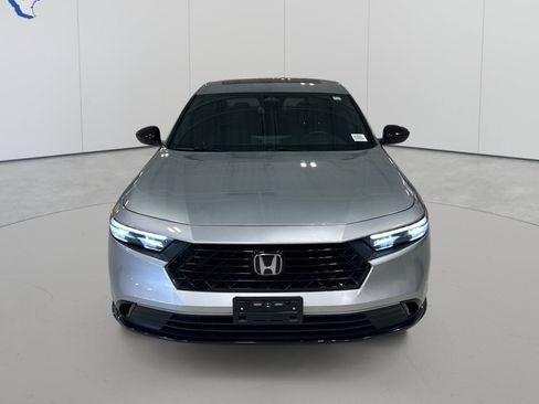 Used 2024 Honda Accord Sport image 2