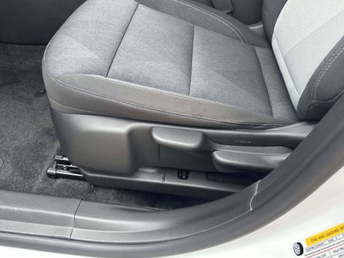 Certified 2024 Chevrolet Trax LS FWD image 16