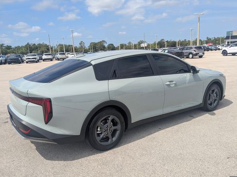 Certified 2026 Kia K4 LXS image 5