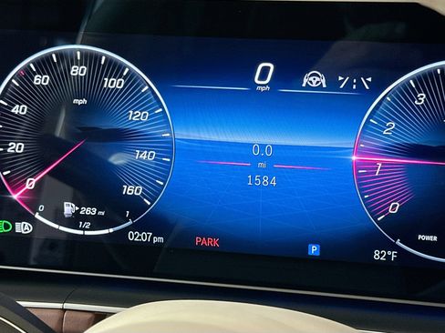 Used 2026 Mercedes-Benz Maybach GLS 600 4MATIC image 12