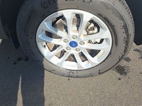 Used 2022 Ford Escape SE image 7