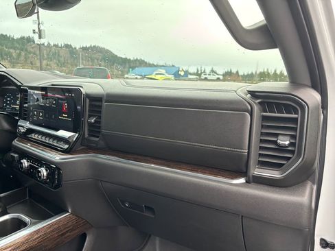 Used 2023 GMC Sierra 1500 Elevation w/ Elevation Premium Package image 27