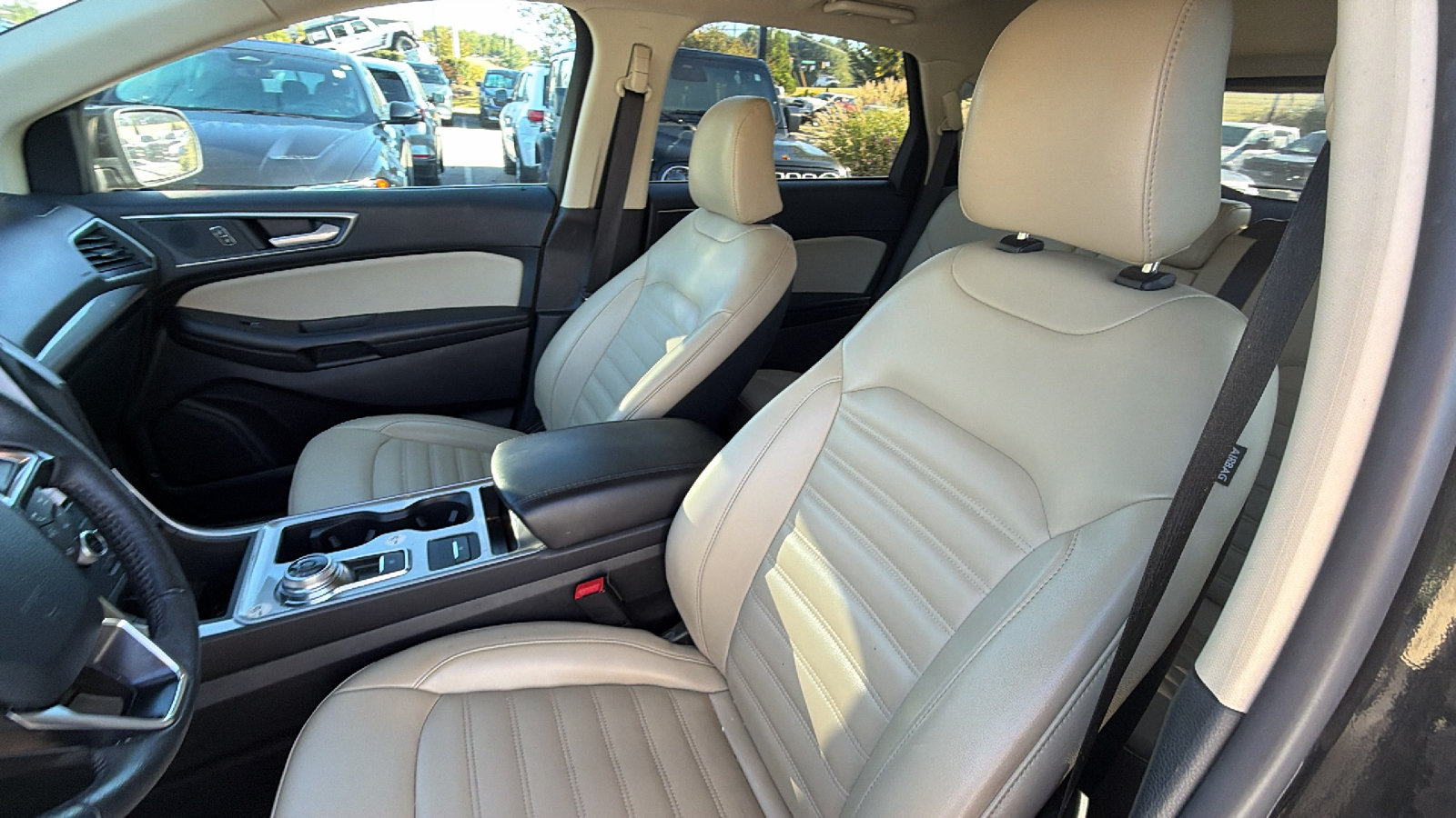 Used 2024 Ford Edge SEL AWD/4WD image 17