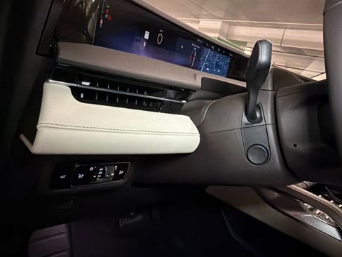 New 2026 Lincoln Nautilus Black Label AWD/4WD image 32