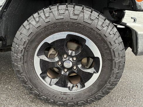 Used 2014 Jeep Wrangler Unlimited Sahara w/ Dual Top Group image 21