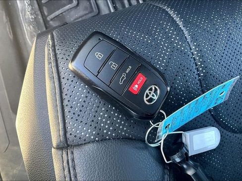 Used 2024 Toyota Sequoia Limited image 11