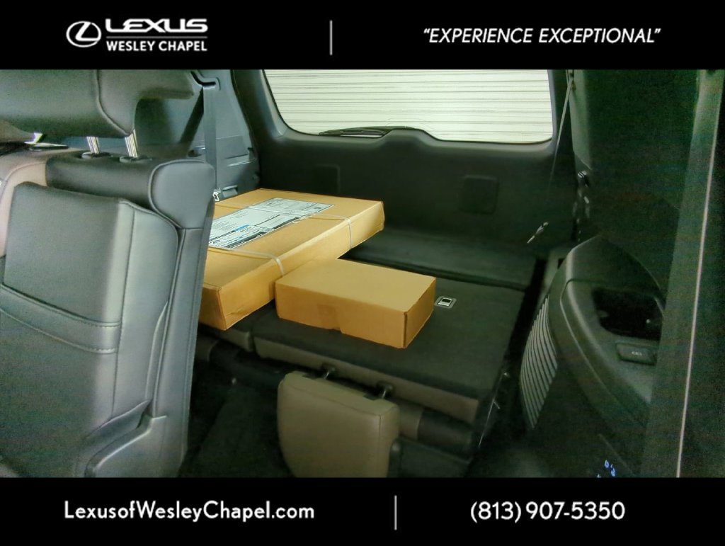 Used 2025 Lexus LX 700h Overtrail AWD/4WD image 16