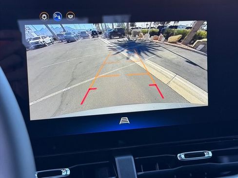 New 2026 Chevrolet Equinox LT image 12