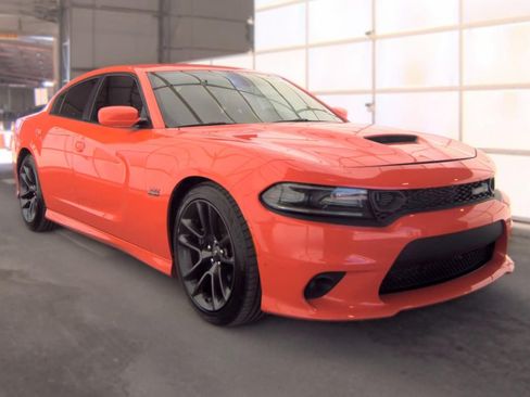 Used 2021 Dodge Charger Scat Pack RWD image 2