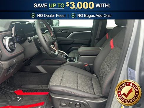 Used 2024 Chevrolet Colorado Z71 w/ Z71 Convenience Package 2 AWD/4WD image 14