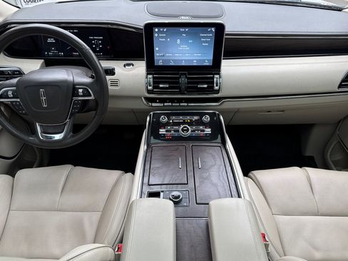 Used 2018 Lincoln Navigator Reserve w/ Technology Package AWD/4WD image 13