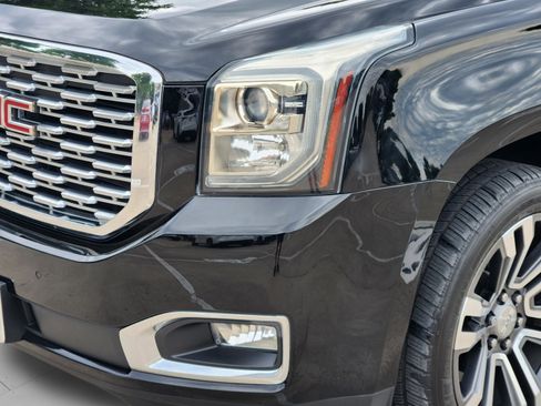 Used 2019 GMC Yukon XL Denali w/ Denali Ultimate Package AWD/4WD image 35