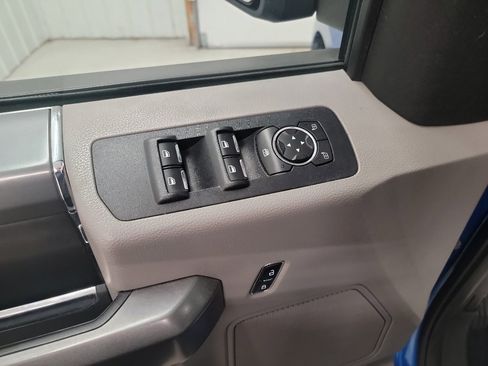 Used 2016 Ford F150 XLT w/ XTR Package image 19