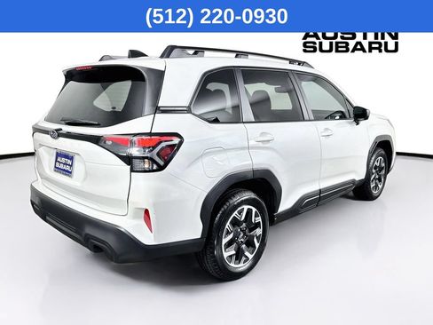Used 2026 Subaru Forester Premium AWD/4WD image 8