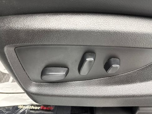 Used 2019 Chevrolet Tahoe LT w/ RST Edition RWD image 20