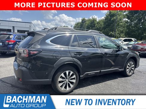 Used 2024 Subaru Outback Limited AWD/4WD image 3