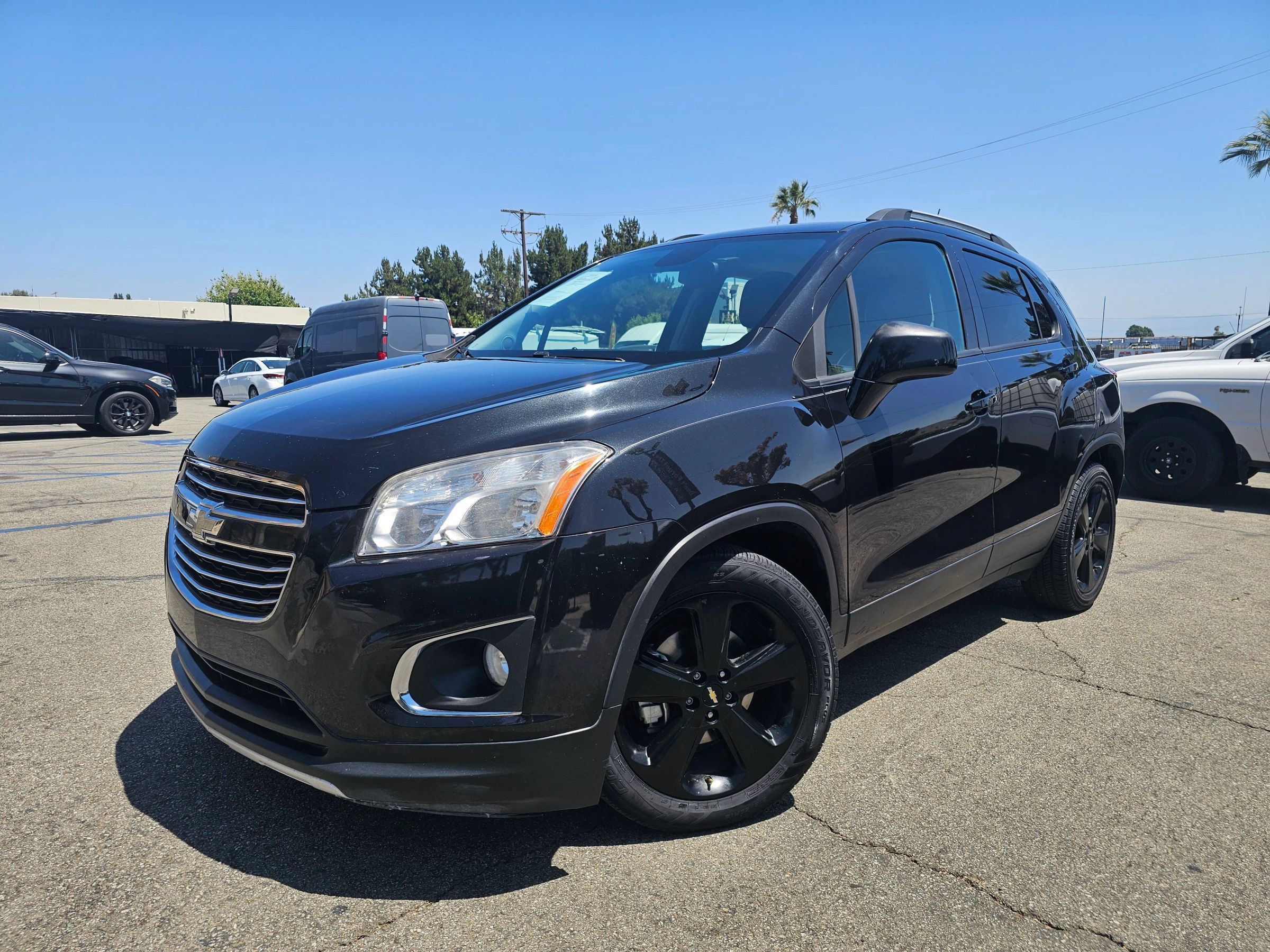 Used 2016 Chevrolet Trax LTZ w/ Midnight Edition FWD image 1