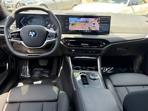 Used 2026 BMW 330i Sedan w/ Convenience Package RWD image 31