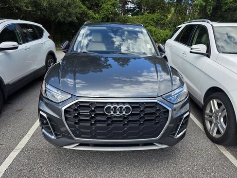 Used 2022 Audi Q5 2.0T Premium Plus AWD/4WD image 2