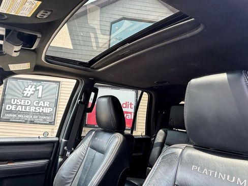 Used 2016 Ford Expedition Platinum AWD/4WD image 19