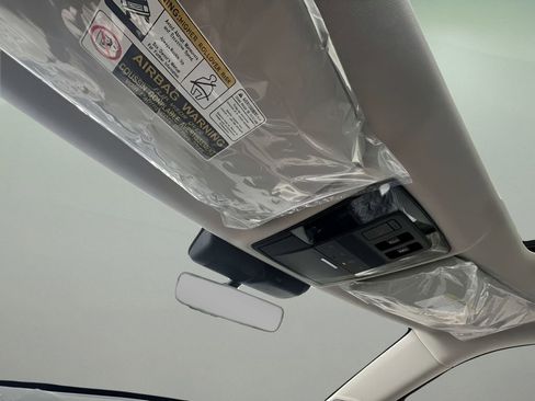 New 2026 Mitsubishi Outlander SE AWD/4WD image 19