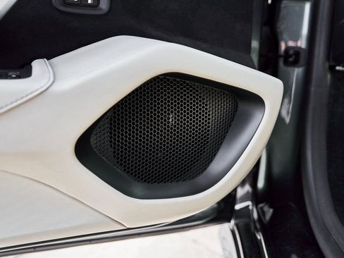 Used 2017 Acura NSX AWD/4WD image 37