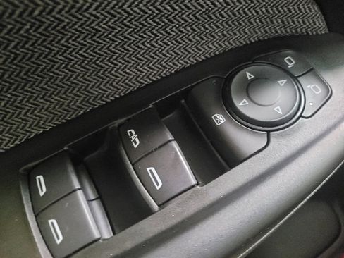 Used 2021 Chevrolet TrailBlazer LS FWD image 27