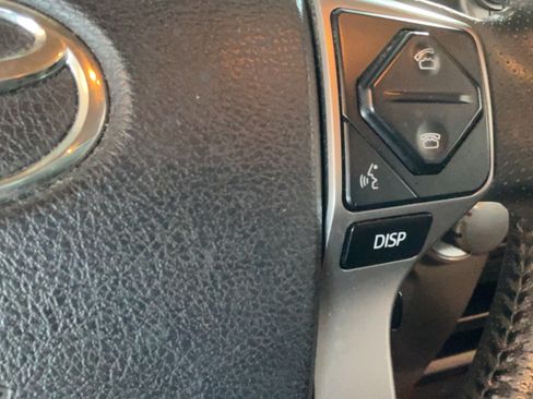 Used 2014 Toyota 4Runner SR5 RWD image 18