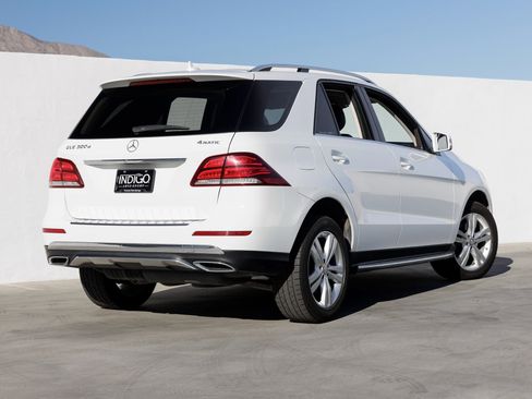 Used 2016 Mercedes-Benz GLE 300d 4MATIC image 7