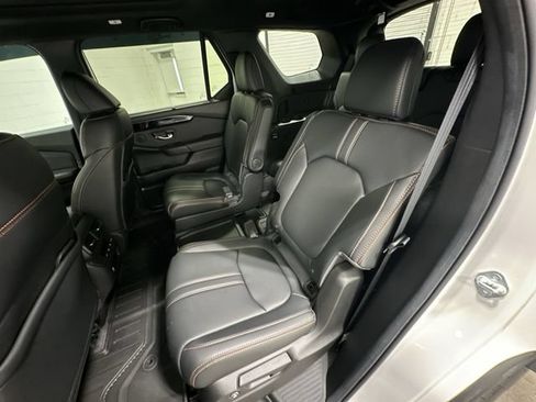 Used 2024 Honda Pilot TrailSport image 15