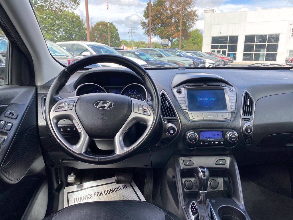 Used 2015 Hyundai Tucson Limited w/ Option Group 03 AWD/4WD image 7