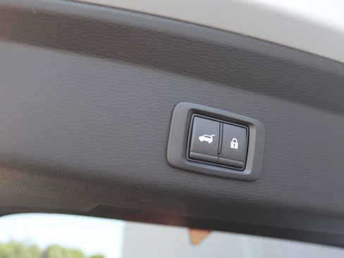 New 2026 Mitsubishi Outlander SEL AWD/4WD image 11