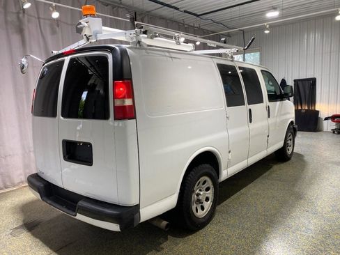 Used 2013 Chevrolet Express 1500 RWD image 4