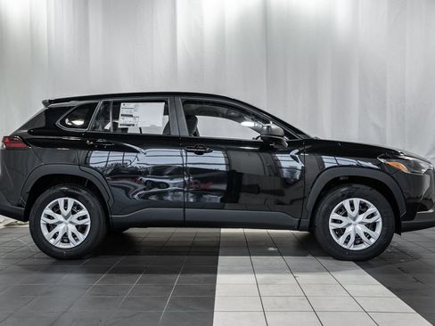 New 2026 Toyota Corolla Cross L image 3