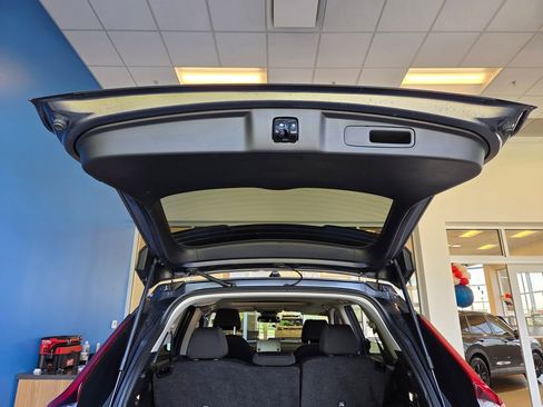 Certified 2025 Honda CR-V EX image 9
