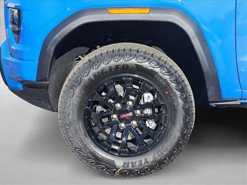 New 2026 GMC Canyon Elevation w/ Technology Package image 10