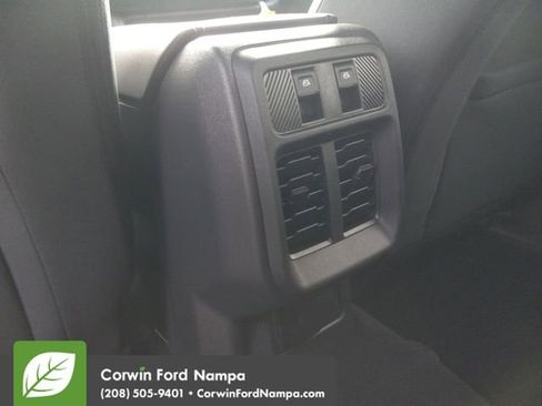 New 2025 Ford Bronco 4-Door image 27