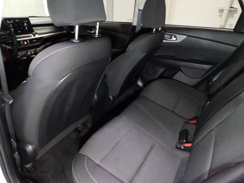 Used 2021 Kia Forte LXS FWD image 10