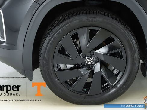 Used 2024 Volkswagen Atlas SE AWD/4WD image 44