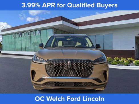 Certified 2025 Lincoln Aviator Reserve RWD image 10