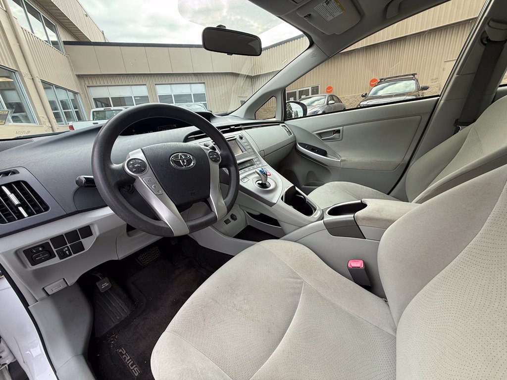 Used 2013 Toyota Prius Three FWD image 11