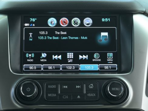 Used 2019 Chevrolet Tahoe LT w/ Luxury Package AWD/4WD image 15