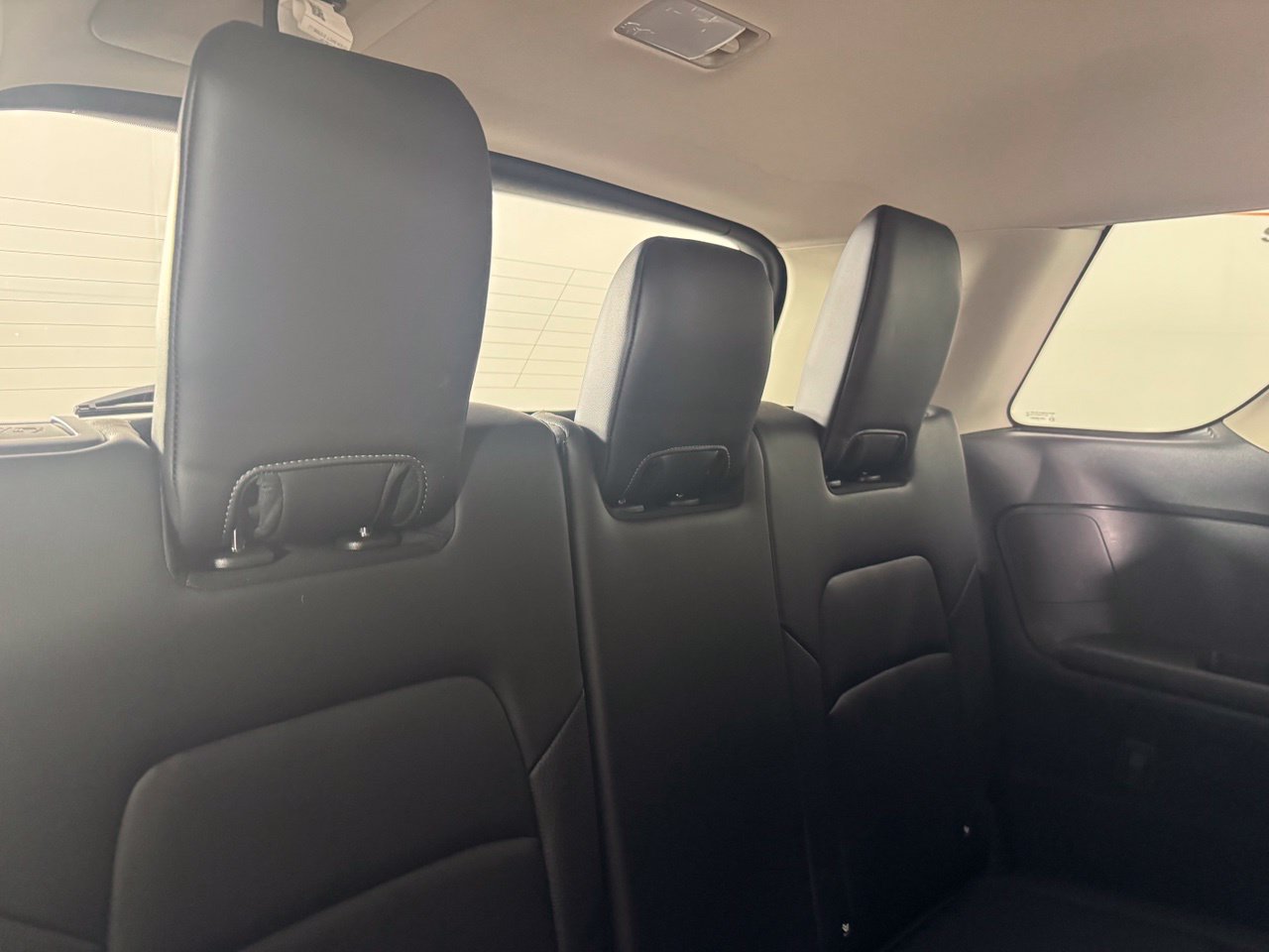 Used 2024 Nissan Pathfinder SL AWD/4WD image 30