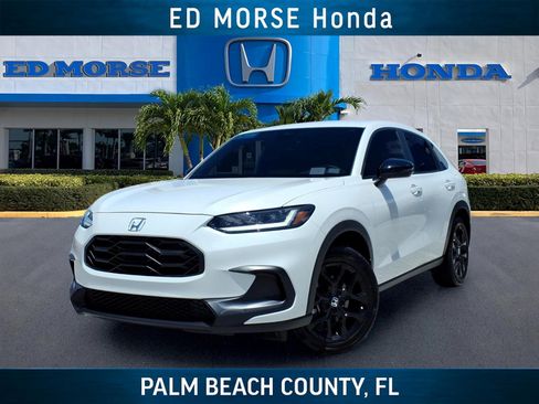 Used 2025 Honda HR-V Sport image 1