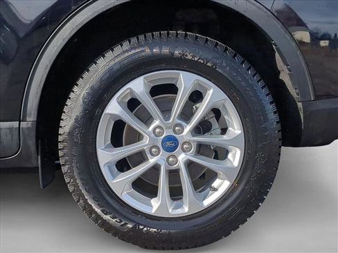 Used 2021 Ford Escape SE image 23