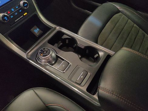 Used 2024 Ford Edge ST-Line w/ Cargo Accessory Package AWD/4WD image 26