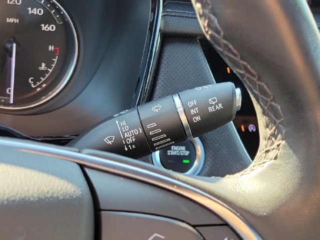 Used 2022 Cadillac XT5 Premium Luxury AWD/4WD image 15